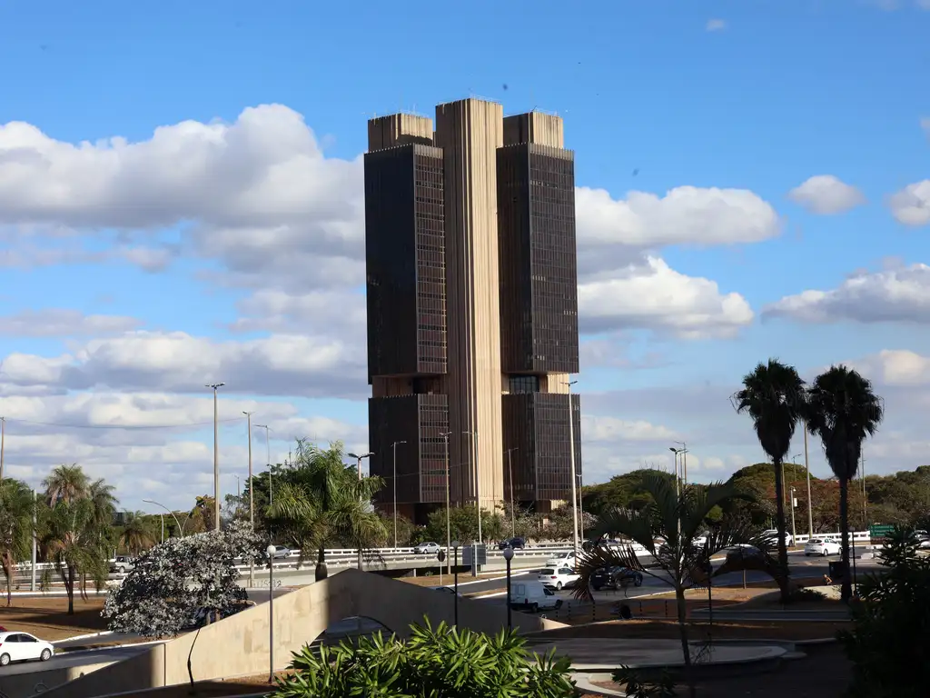 Acordo de Basileia: entenda a regra que protege seu dinheiro no banco