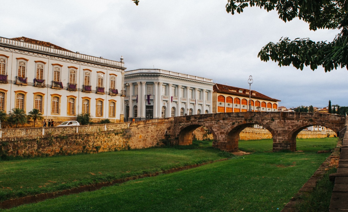 5 destinos baratos em Minas Gerais para aproveitar a folga no orçamento