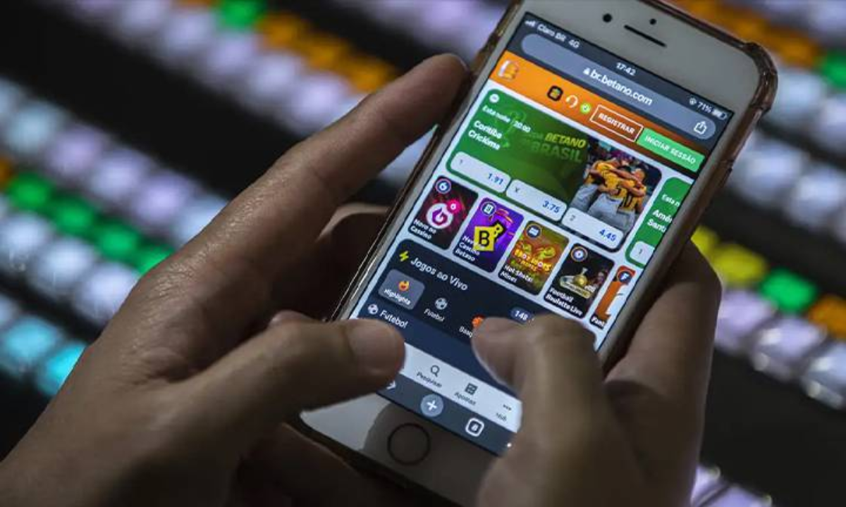 'Jogo do Tigrinho' é ilegal? Entenda o que diz a lei sobre apostas