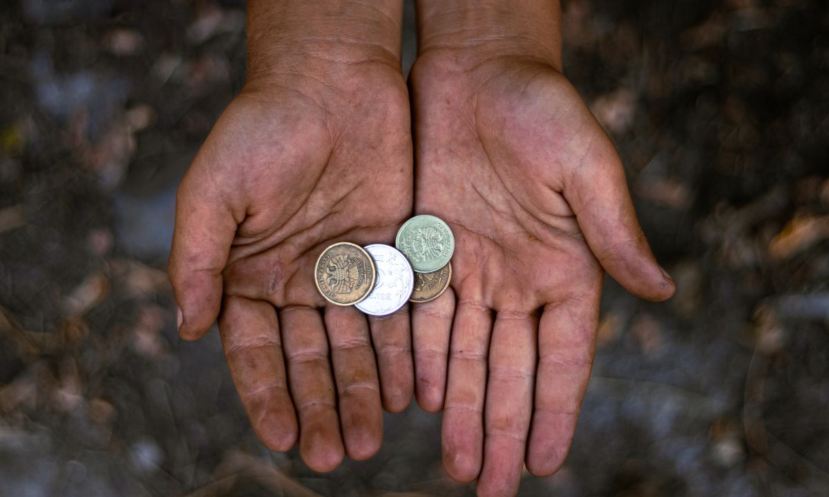 Aporofobia: entenda o que é o preconceito contra os mais pobres