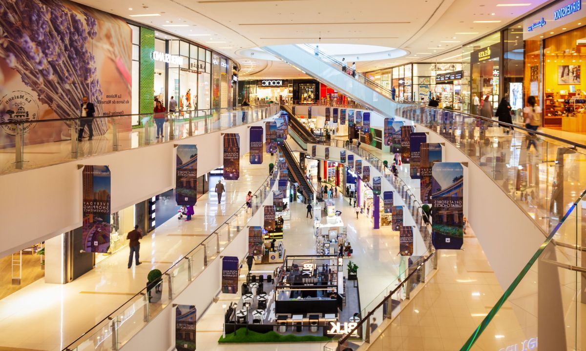 As 7 tendências de design que estão transformando os shoppings hoje